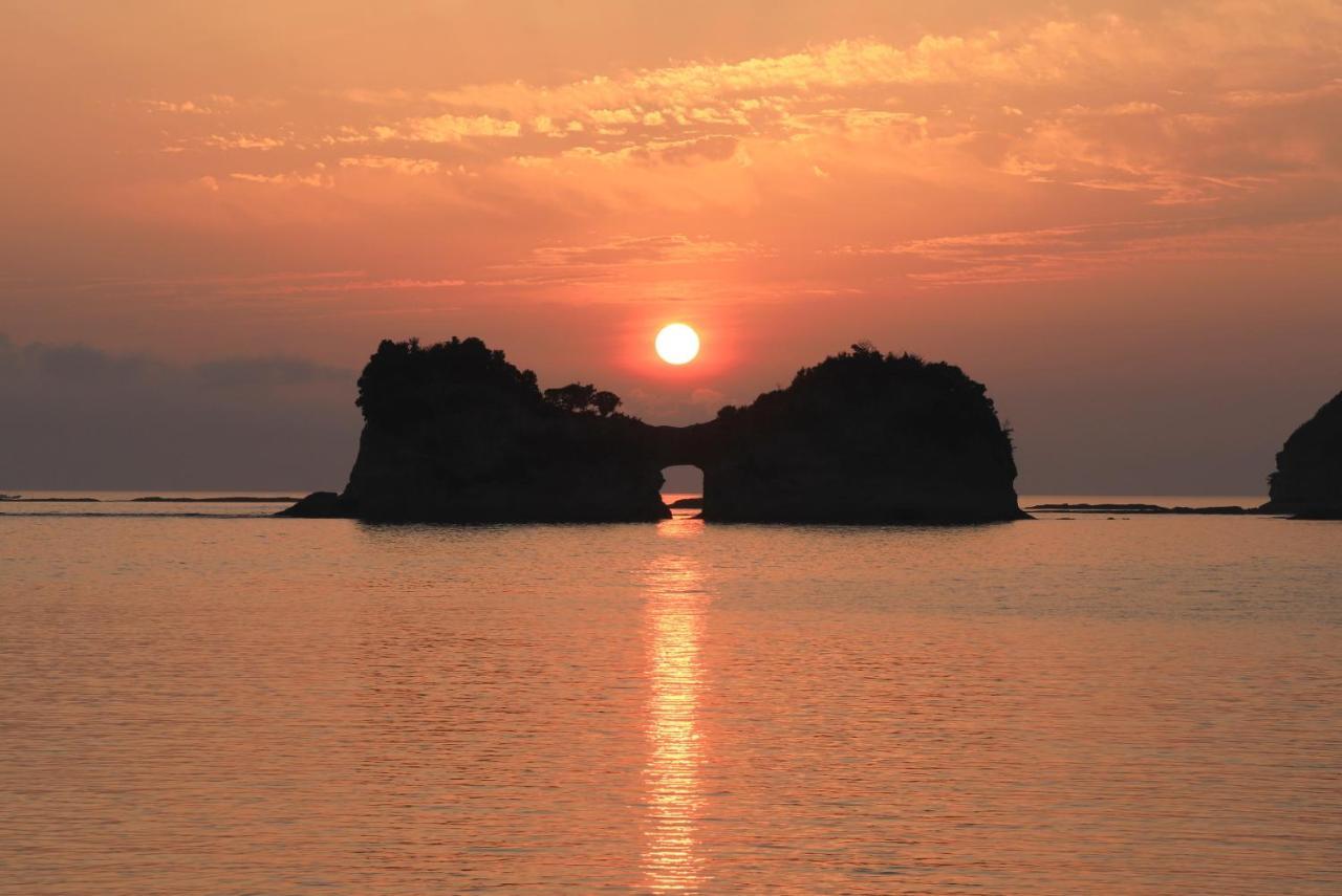 Shirahama No Yado Ran Hotel Exterior photo